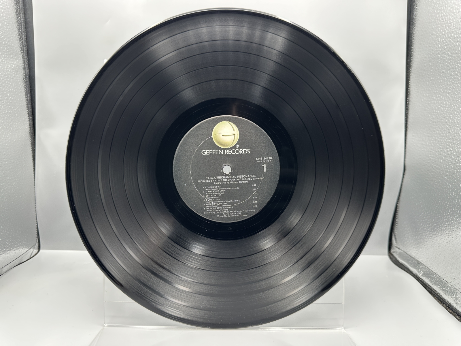 Tesla: Mechanical Resonance (1986), Club Edition, previous owner's name on cover (Heavy Metal)