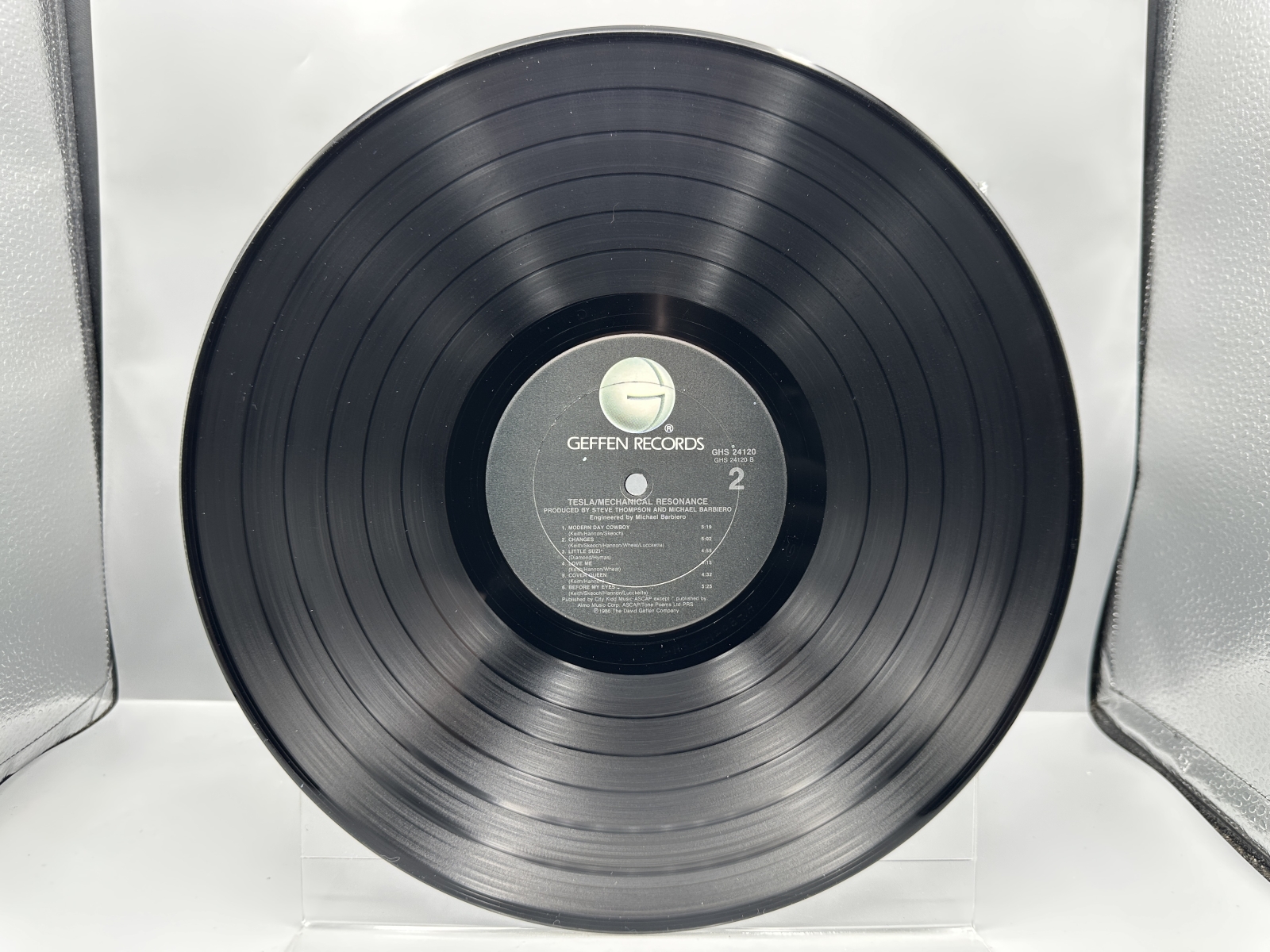 Tesla: Mechanical Resonance (1986), Club Edition, previous owner's name on cover (Heavy Metal)