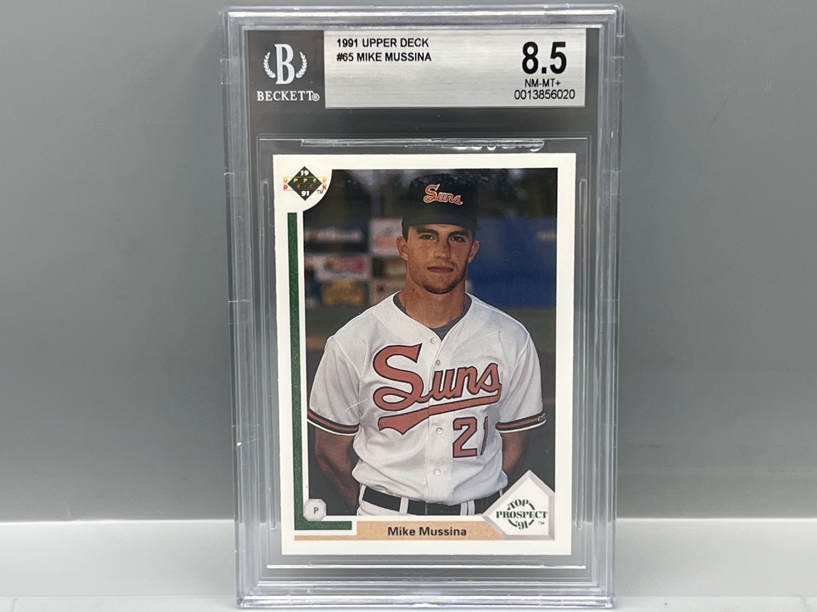 1991 Upper Deck Mike Mussina RC #65 BGS NM-MT+ 8.5