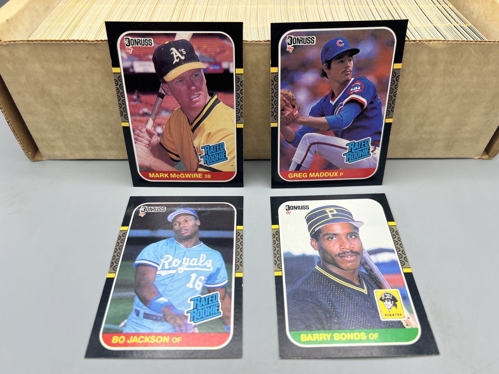 1987 Donruss Baseball Complete Set W/ Mark McGwire RC, Greg Maddux RC, Bo Jackson RC, & Barry Bonds RC