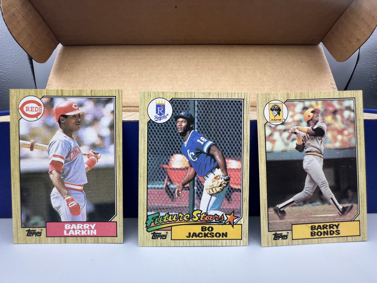 1987 Topps Baseball Complete Set W/ Barry Larkin RC, Bo Jackson RC, & Barry Bonds RC