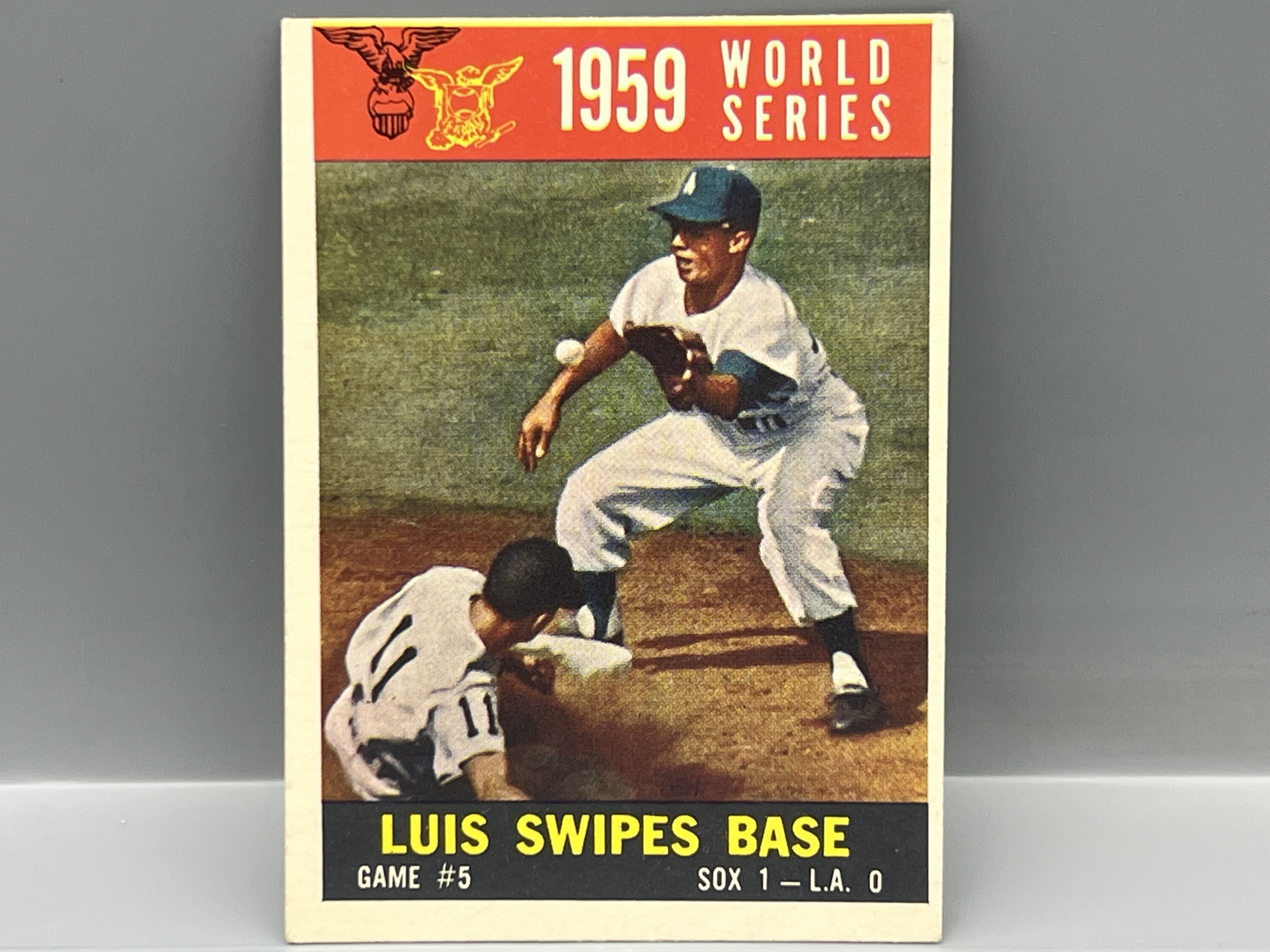 1960 Topps Luis Aparicio World Series #389