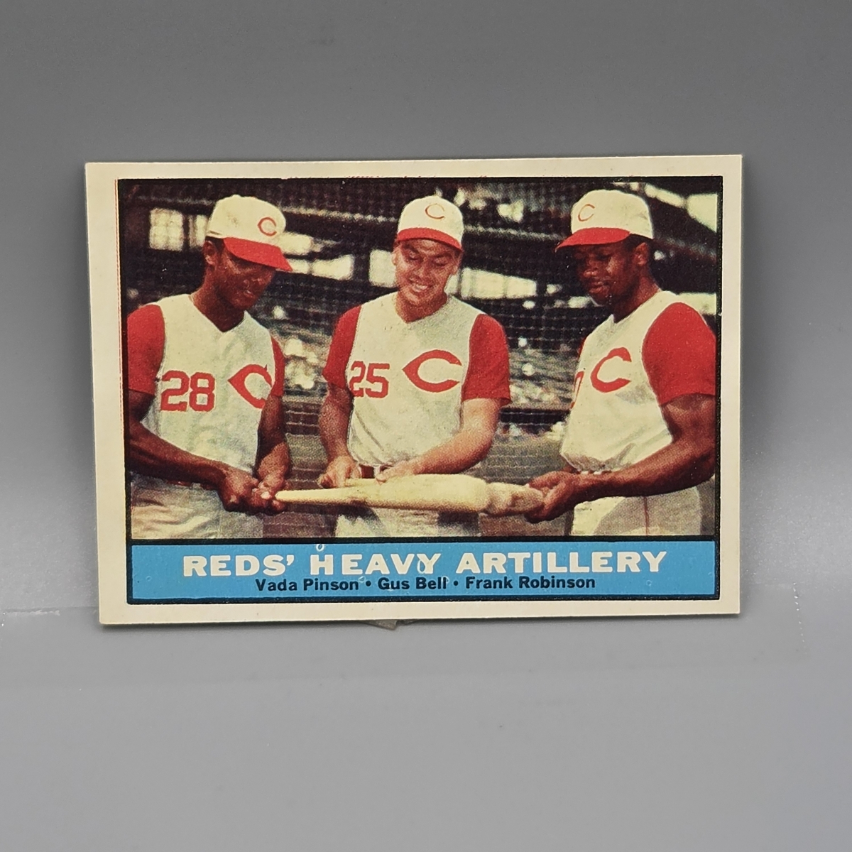 1961 Topps Red Heavy Artillery #25 HOF - Frank Robinson - Sharp