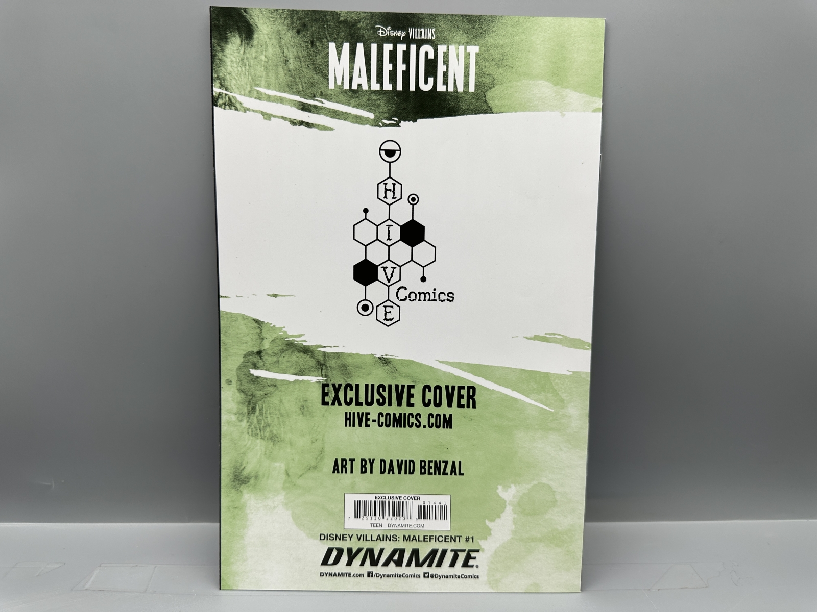 Dynamite Entertainment Disney Villains: Maleficent #1 (2023) - Hive Comics Exclusive Virgin Variant - David Benzal art