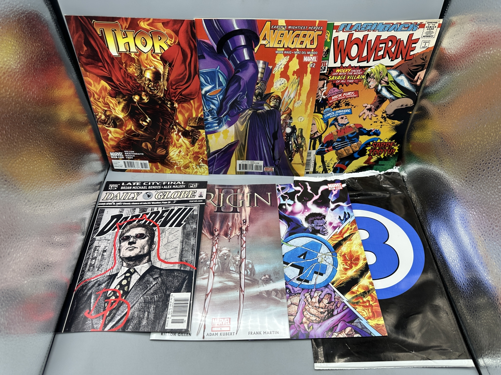 (7) Assorted Marvel Comics - Including Fantastic Four #587 (2011) - Death of Human Torch - Steve Epting art