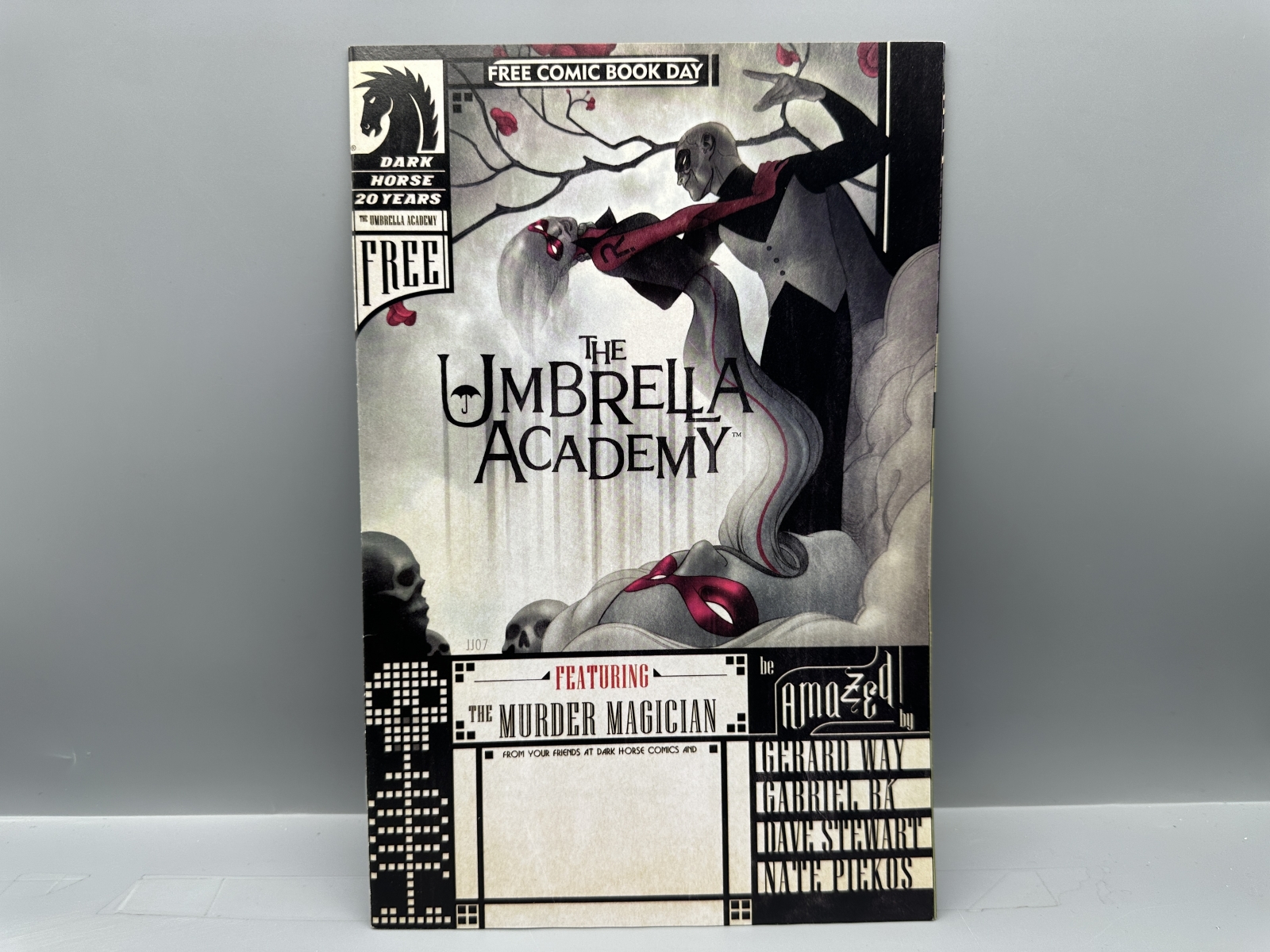 Dark Horse Comics Free Comic Book Day: The Umbrella Academy / Zero Killer (2007) - 1st appearance of The Umbrella Academy - James Jean cover