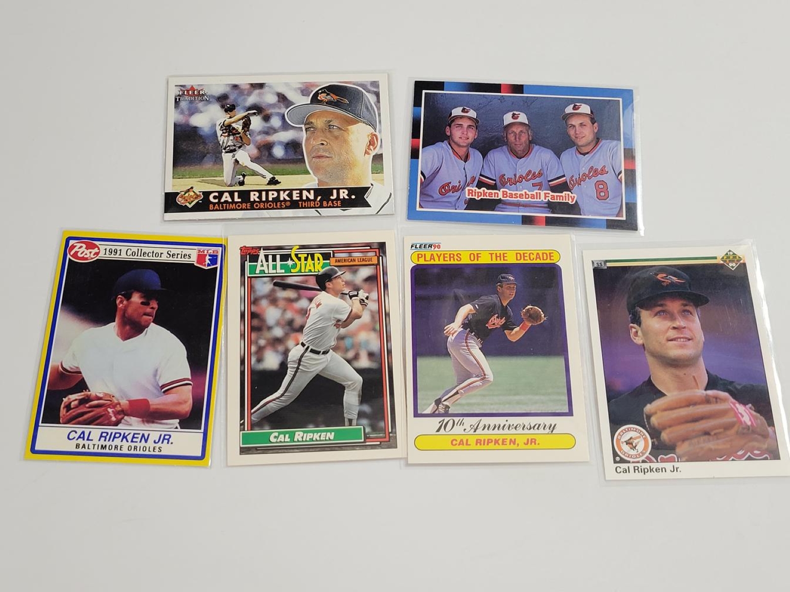 Lot of (30) Different Cal Ripken Jr Baseball Cards