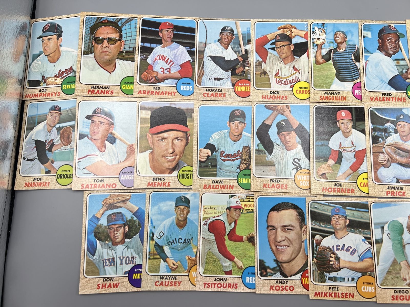 (25) 1968 Topps Baseball Cards - Varying Conditions