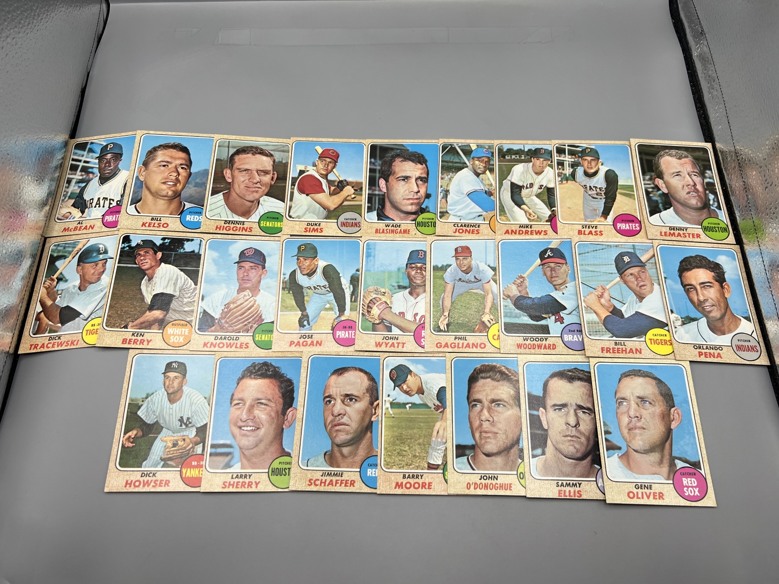 (25) 1968 Topps Baseball Cards - Varying Conditions