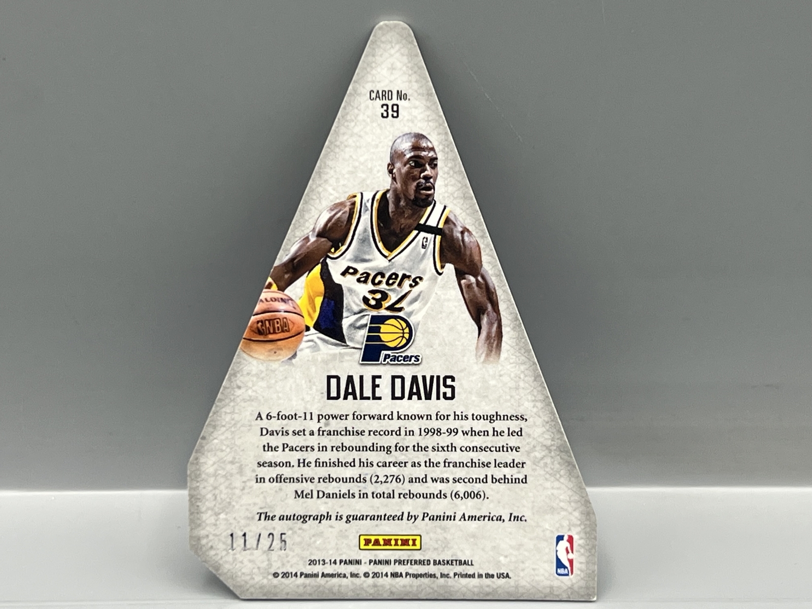 2013-14 Panini Preferred Crown Royale Dale Davis Purple Die Cut Auto #/25