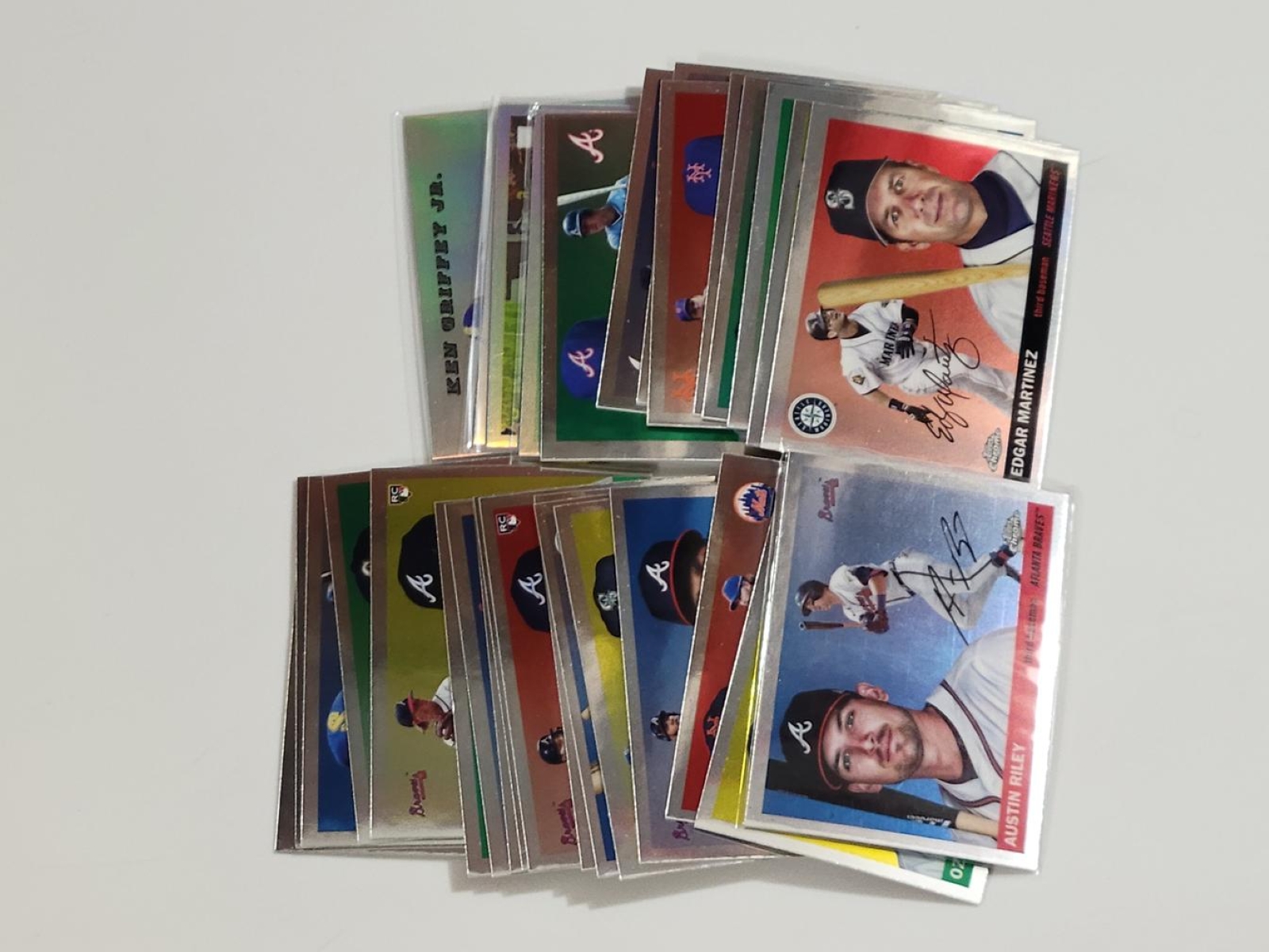 Lot of (30) 2025 Topps Chrome Platinum Cards