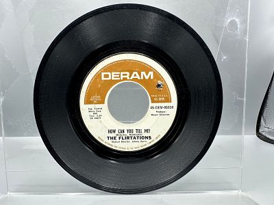 1969 Deram Records The Flirtations "Nothing But A Heartache" / "How Can You Tell Me?" 45 RPM 