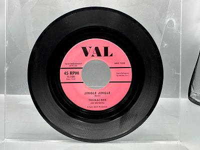 1957 Val Records Tremaines and Orchestra "Jingle Jingle" / "Moon Shining Bright" 45 RPM Record 