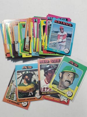 1975 Topps Baseball 50 Card Lot - Varying Conditions