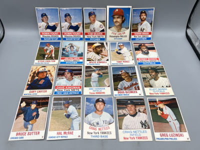 Lot of (20) 1976 Hostess Baseball Cards W/ Many Stars - Robin Yount, Tom Seaver, Steve Carlton