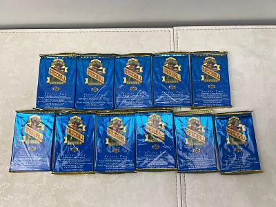 Lot of (11) 1993 Upper Deck Series Two Baseball Sealed Wax Packs - Possible Jeter RCs