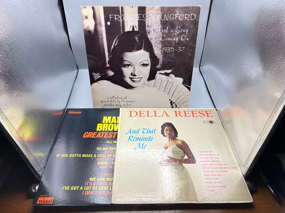 Lot of (3) Assorted Vinyl Albums - Varying Conditions - Frances Langford, Maxine Brown, Della 