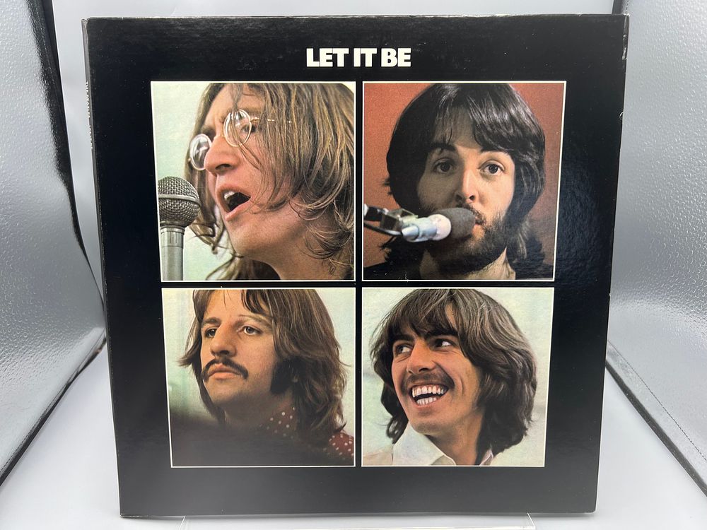 1970 The Beatles Let It Be Vinyl Album - AR 34001 - Records have not been tested by the auction 