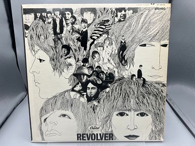 1969 The Beatles Revolver Reissue Vinyl Album - ST-2576 - Records have not been tested by the