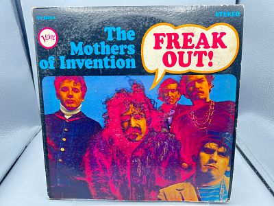 1966 The Mothers of Invention Freak Out Vinyl Album - V6-5005 - Frank Zappa - Records are 