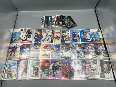 Lot of (40+) Wayne Gretzky Hockey Cards - Varying Conditions