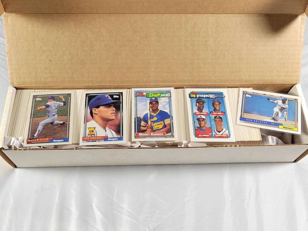 1992 Topps Baseball Set. Includes Manny Ramirez Rookie, Nolan Ryan #1 and more. Set appears 