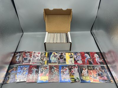 Lot of (120+) Mark McGwire Baseball Cards - Varying Conditions