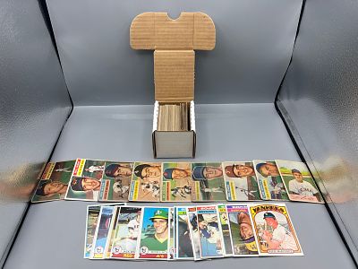 Lot of (140+) Vintage 1950s-70s Baseball Cards - Varying Conditions