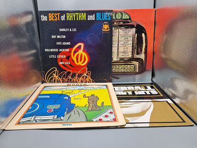 Lot of (4) Assorted Vinyl Albums - Varying Conditions - All items are untested by auction house 