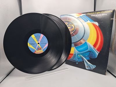 1977 Electric Light Orchestra Out of The Blue Vinyl Album W/ Poster & Inserts - JT-LA823-L2 - 