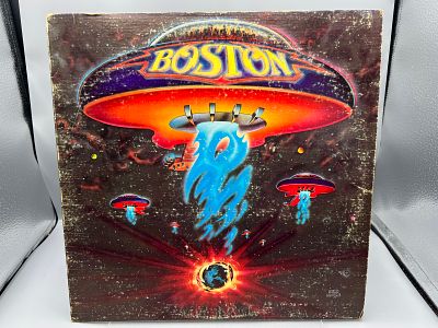 1976 Boston Self Titled Vinyl Album - PE 34188 - Records are untested by the auction house for 