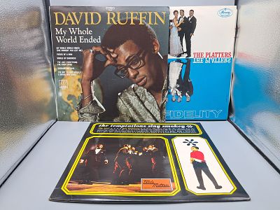 Lot of (3) Assorted Vinyl Albums - Varying Conditions - All items are untested by auction house 