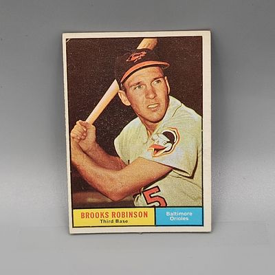 1961 Topps Brooks Robinson #10 HOF