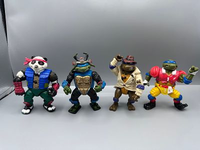 Teenage Mutant Ninja Turtles Lot of 4 Figures