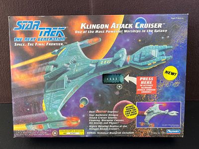 1993 Playmates Star Trek TNG Klingon Attack Cruiser With Original Box - Untested