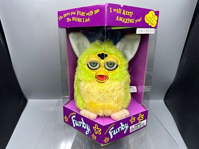 1999 Tiger Electronics Kiwi Furby Sealed in Box - Generation 5