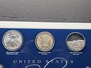 United States Silver Collection in Nice Wooden Display Box - Currency , Several Coins & Image - 3
