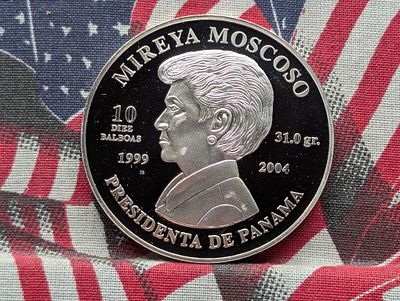 2004 Panama 10 Balboas Proof Silver Coin - .925% Silver, 31Grams Condition PLEASE NOTE Some 