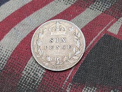 1907 Great Britain Six Pence Silver Coin Condition PLEASE NOTE Some coins may have a grade on 