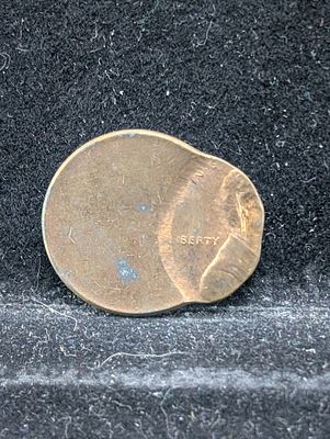 ERROR - Off-Center Lincoln Memorial Cent Condition PLEASE NOTE Some coins may have a grade on 