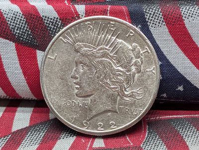 US 1922-S Peace Dollar, Silver, KM-150 Condition PLEASE NOTE Some coins may have a grade on the 