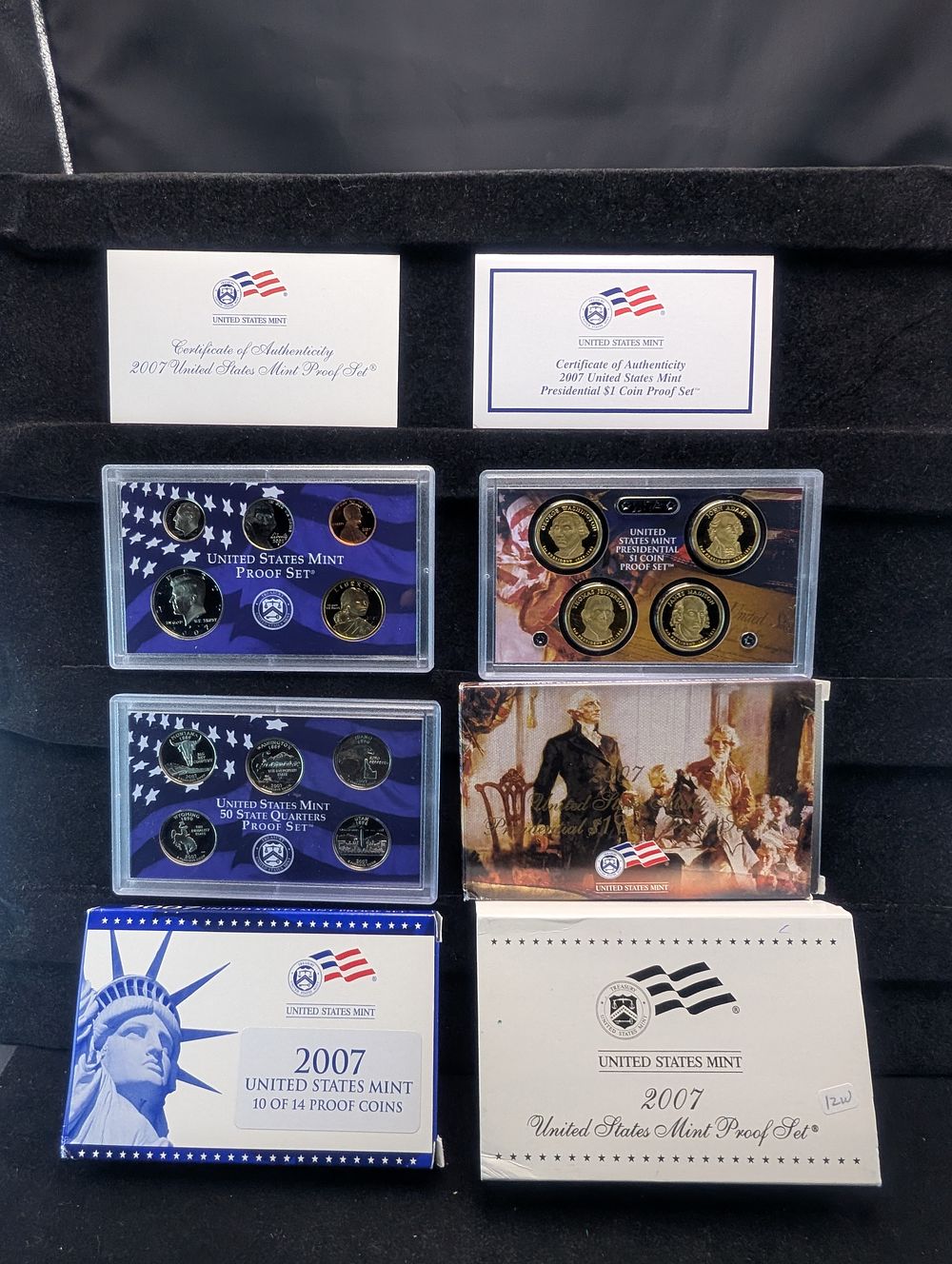 2007-S US Proof 14 Coin Set in OGP w/ COA - Includes Presidential Dollars
Condition 
PLEASE 