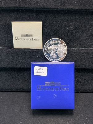 2004 PROOF France 1 1/2 Silver Euro - 60th Anniv. Of the 6th June 1944 in OGP w/ COA - 90% Silver. 