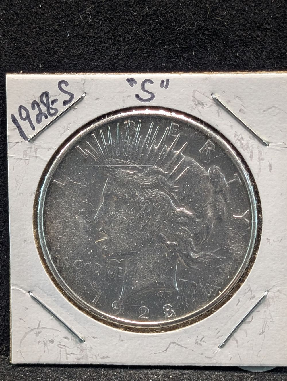 US 1928-S Peace Silver Dollar
Condition 
PLEASE NOTE Some coins may have a grade on the 