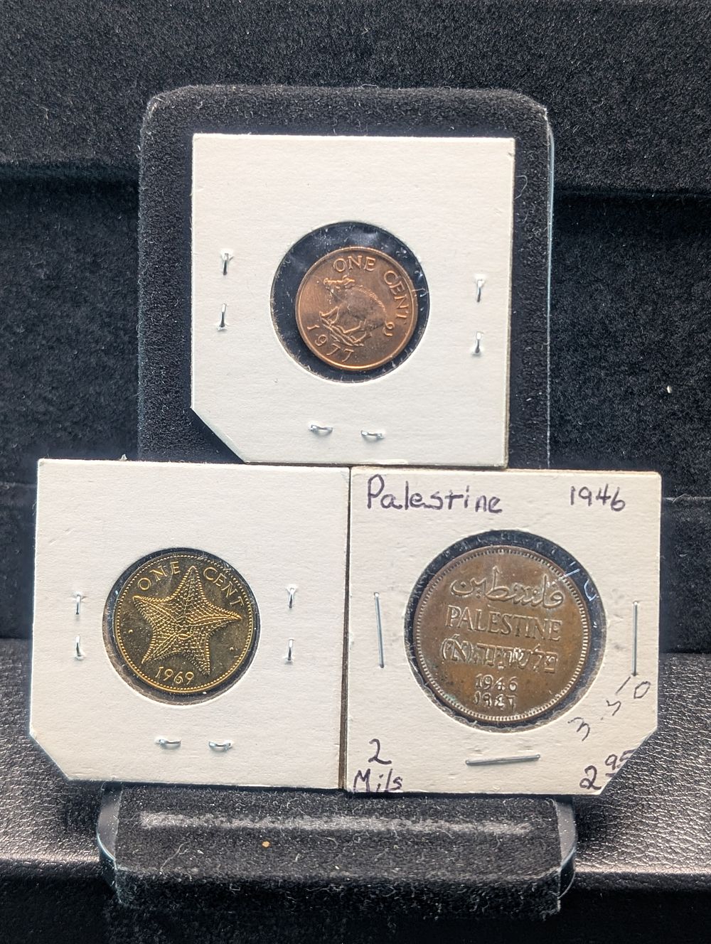 (3) Foreign Coins - Bermuda, Palestine, & Bahama Islands
Condition 
PLEASE NOTE Some coins may 