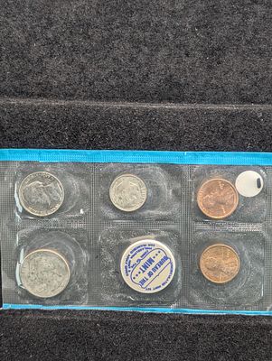 1969-P U.S. Mint UNC Set - Includes 40% Silver Kennedy Half Dollar - "P" Only 