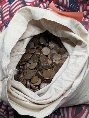 MASSIVE!! Canvas Bag of 5,000 Lincoln Wheat Cents P&D Mint. MASSIVE!! Canvas Bag of 5,000 