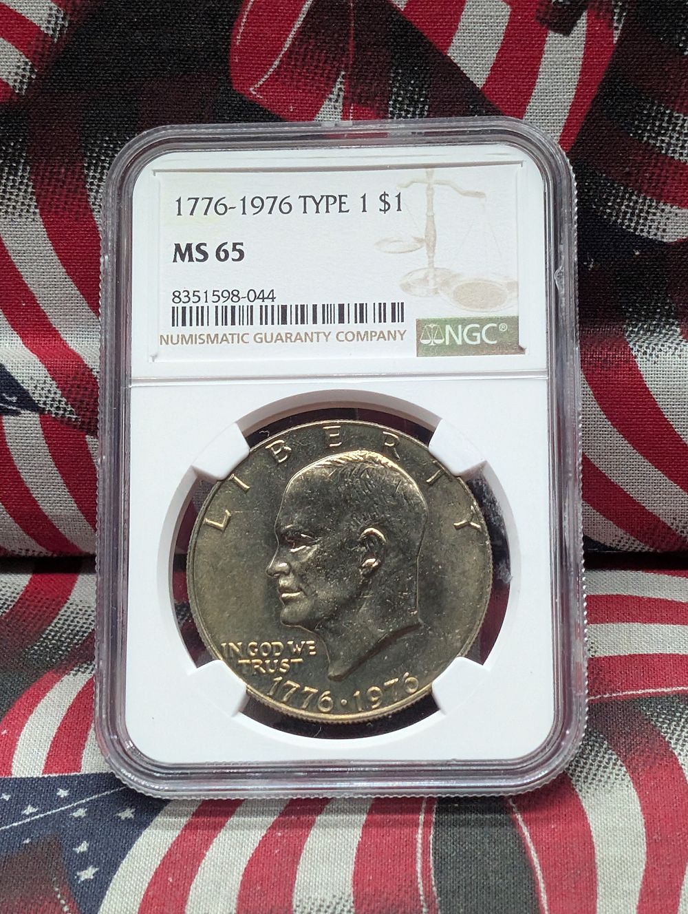 1776-1976 Type 1 Eisenhower Bicentennial Dollar - NGC MS65
Condition 
PLEASE NOTE Some coins 