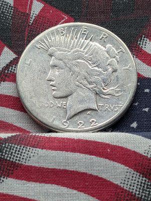 1922-S Peace Dollar, 90% Silver 26.73g Condition PLEASE NOTE Some coins may have a grade on the 