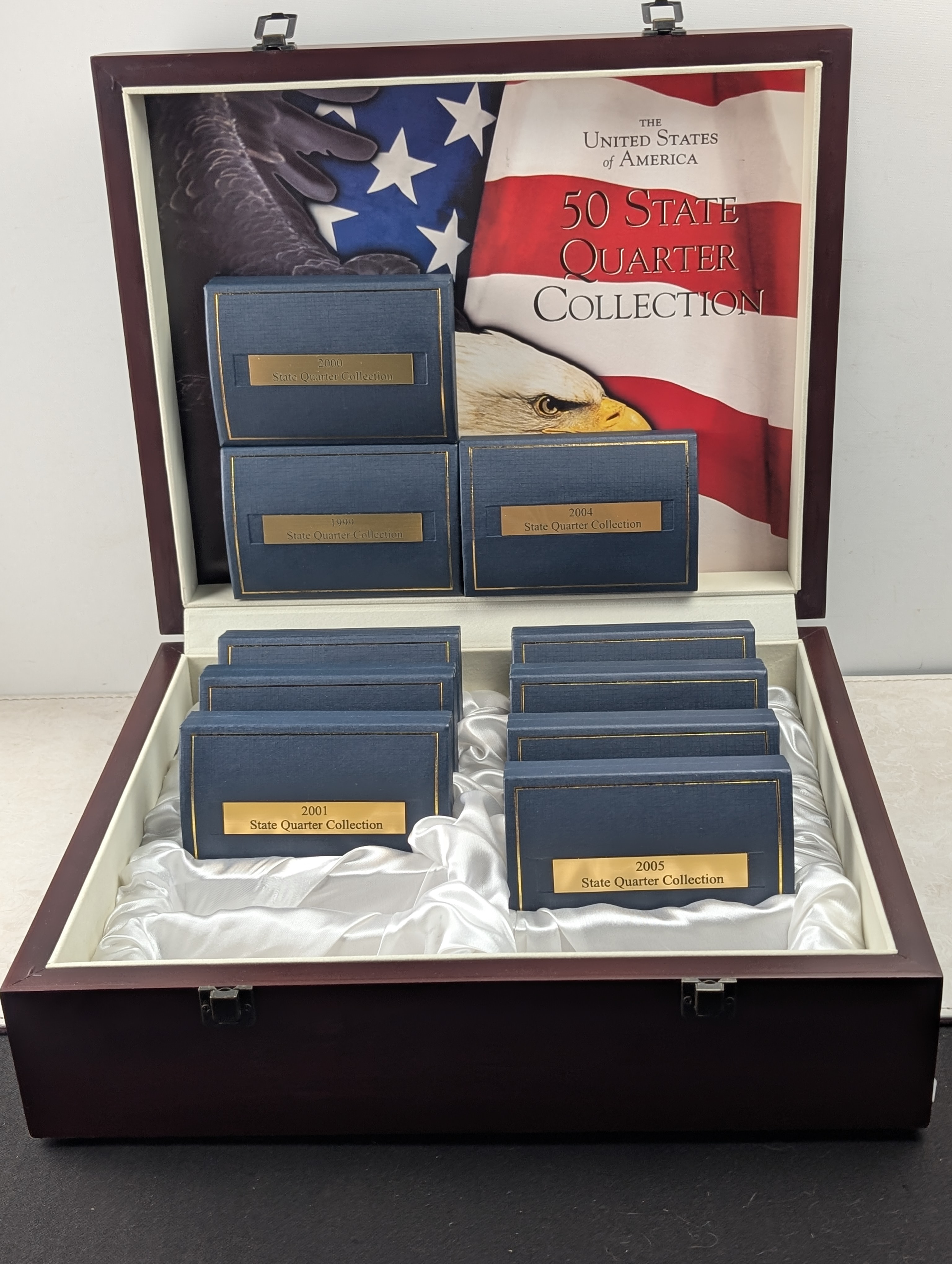 The United States of America 50 State Quarter Uncirculated Collection in NICE Wooden Display Box 1999-2008